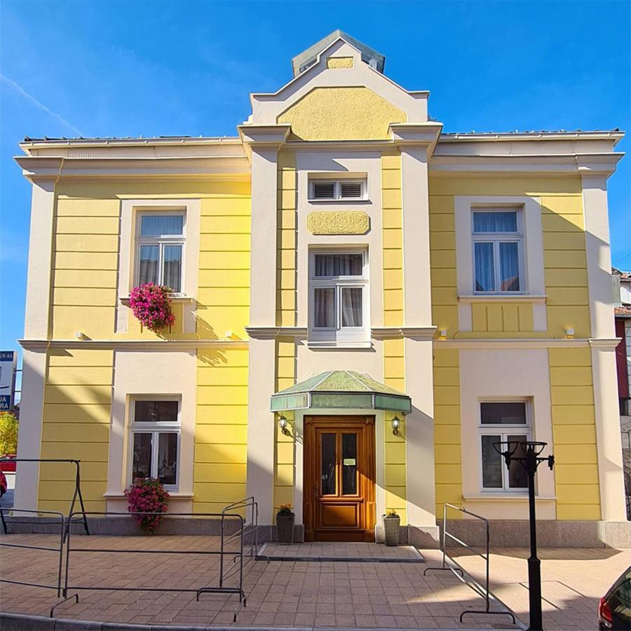 Kondor Apartmani Vrnjačka Banja Exterior foto