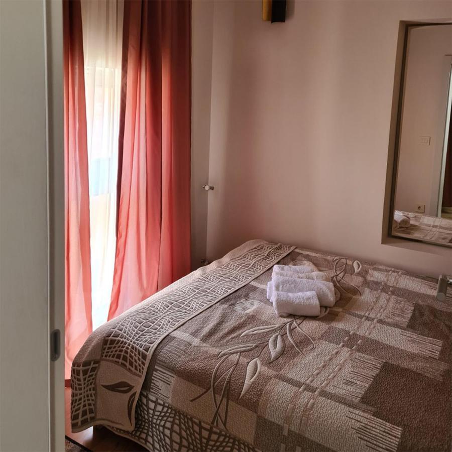 Kondor Apartmani Vrnjačka Banja Exterior foto